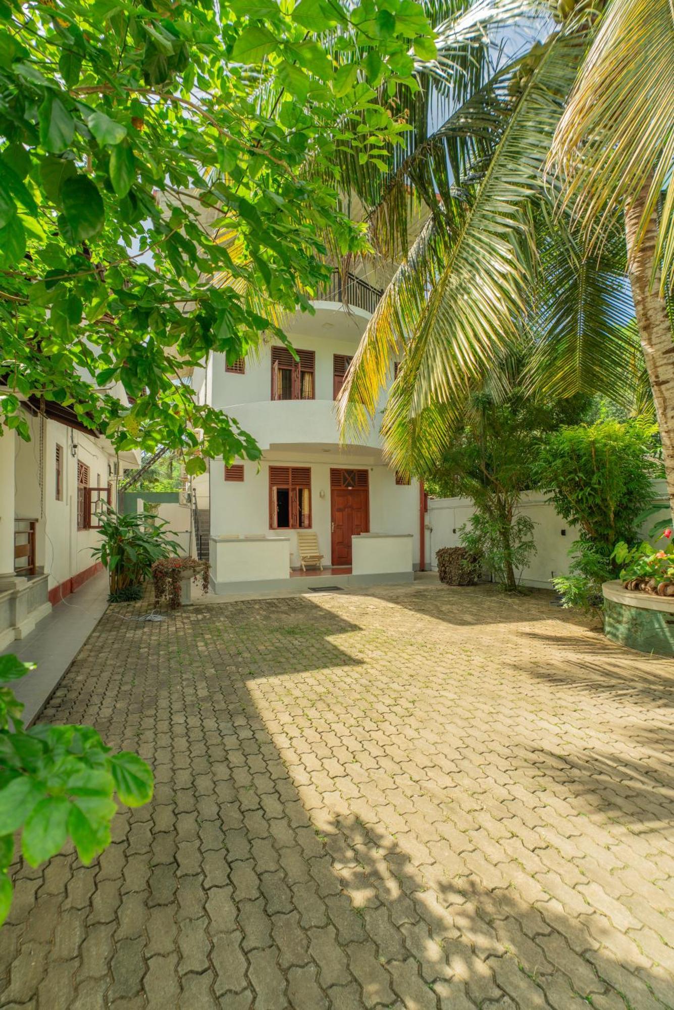 Hotel The Calm Of8 Unawatuna Zewnętrze zdjęcie