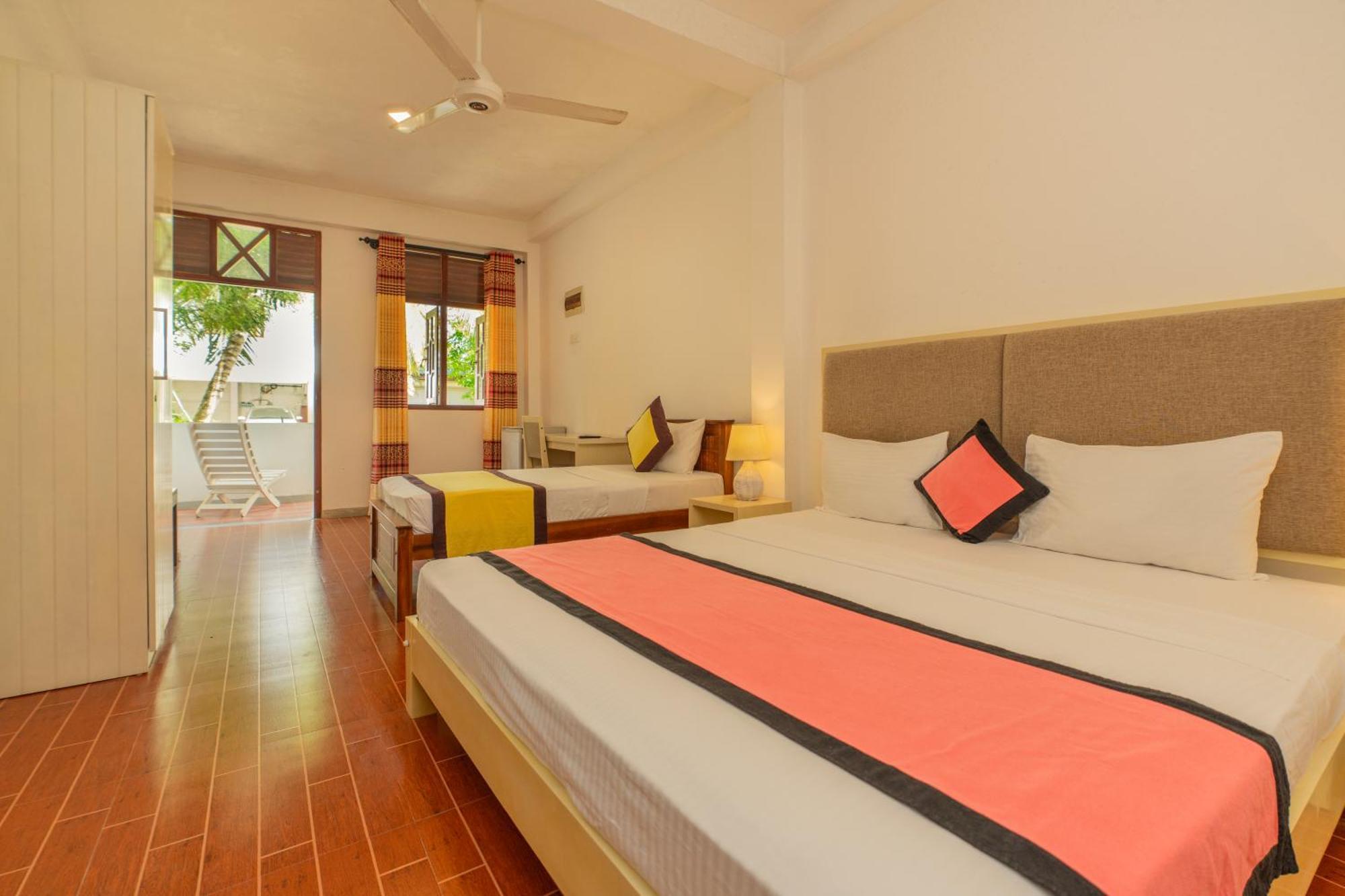 Hotel The Calm Of8 Unawatuna Zewnętrze zdjęcie