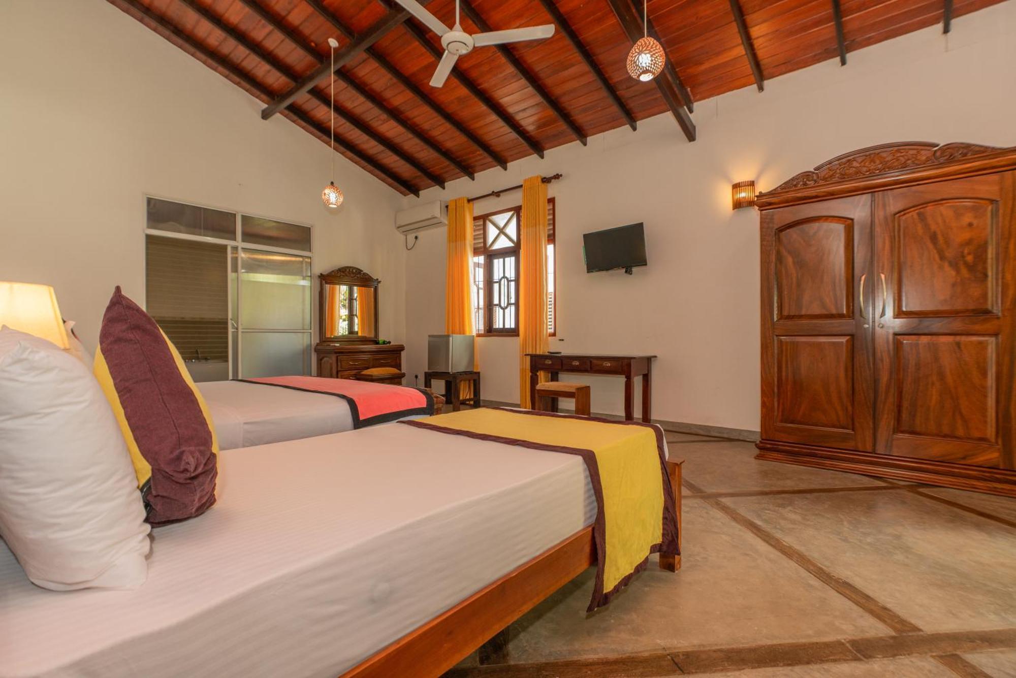 Hotel The Calm Of8 Unawatuna Zewnętrze zdjęcie